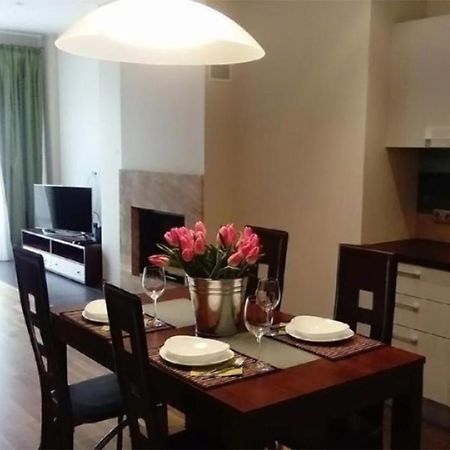 Appartamento Kungu 25 Oldtown & Free Parking Riga Esterno foto