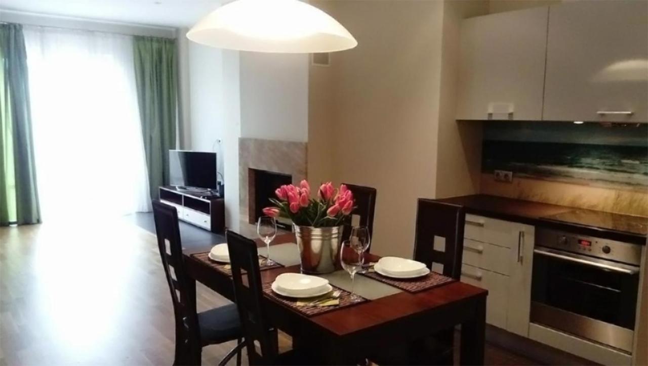 Appartamento Kungu 25 Oldtown & Free Parking Riga Esterno foto