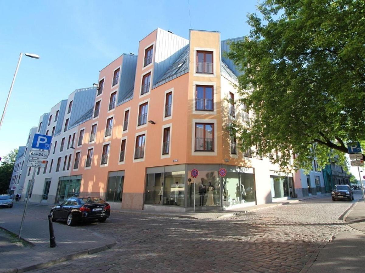 Appartamento Kungu 25 Oldtown & Free Parking Riga Esterno foto