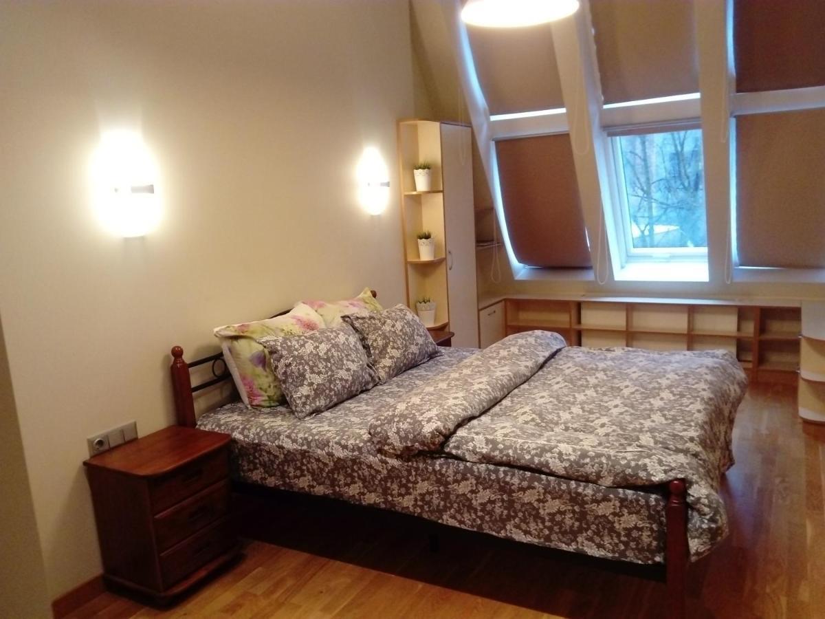 Appartamento Kungu 25 Oldtown & Free Parking Riga Esterno foto