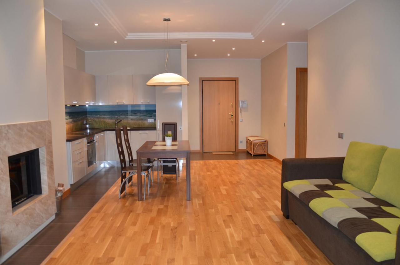 Appartamento Kungu 25 Oldtown & Free Parking Riga Esterno foto