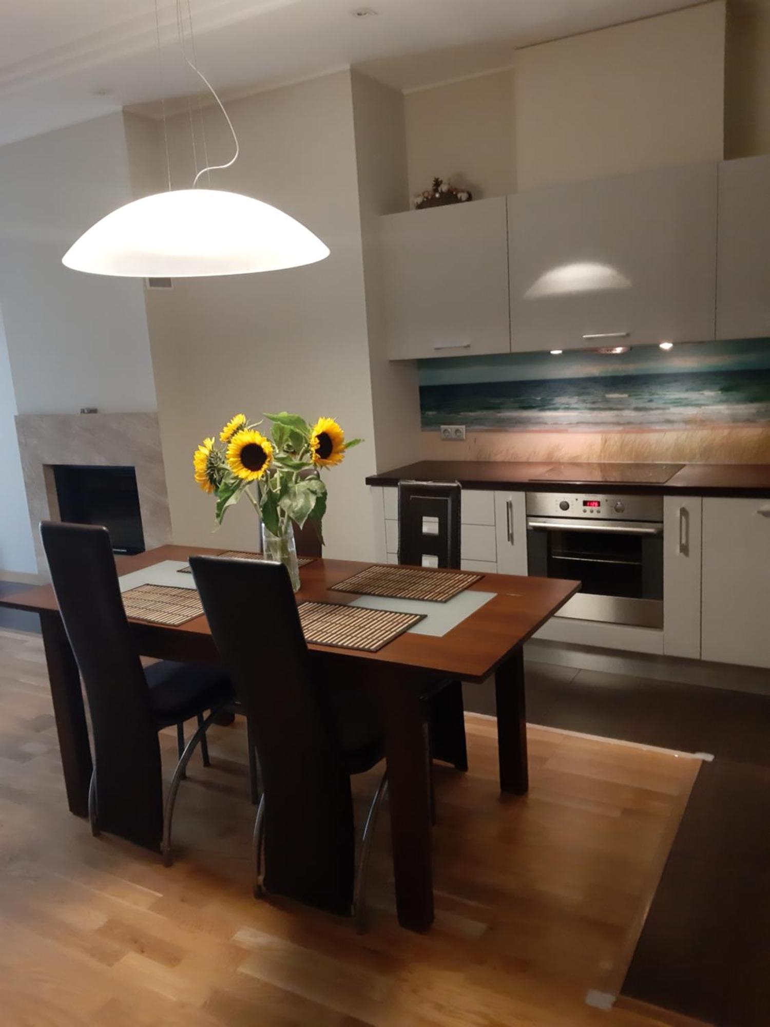 Appartamento Kungu 25 Oldtown & Free Parking Riga Esterno foto