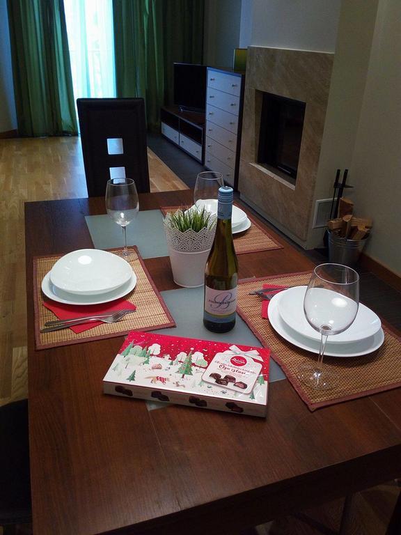 Appartamento Kungu 25 Oldtown & Free Parking Riga Esterno foto